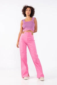 Calca sarja wide leg recorte e corrente no cos