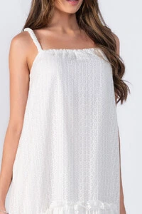 Vestido amplo alongado com babado