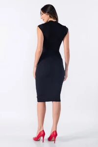 Vestido malha midi gola alta