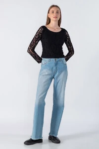 Blusa renda manga longa