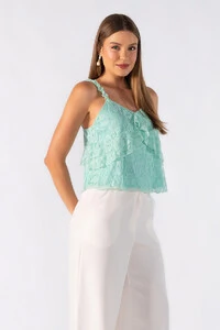Blusa bata renda floral