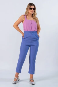 Calca jogger em viscose com bolsos