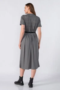 Vestido midi em laise e ribana