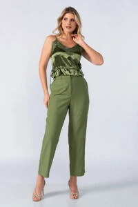 Cropped renda com ajuste