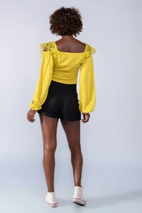 Cropped viscose detalhe guippir