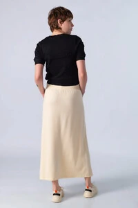 Blusa curta em viscose com texturas