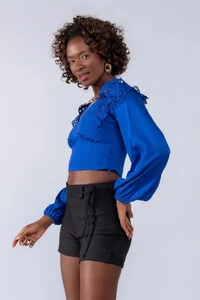 Cropped viscose detalhe guippir