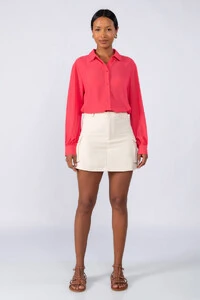 Shorts saia cargo forrado em poliester