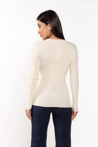 Sueter em viscose com botao e cordao