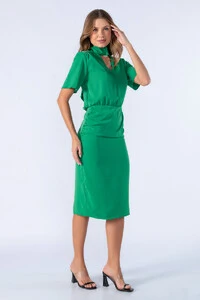 Vestido midi franzido decotado