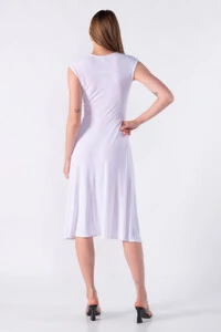 Vestido midi malha canelada com amarracao