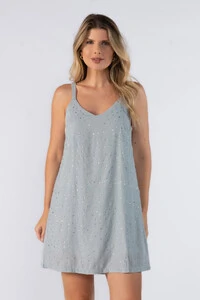Vestido curto plush com aplicacao