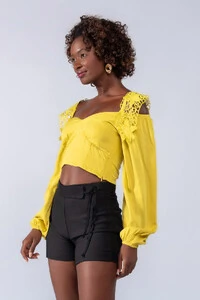 Cropped viscose detalhe guippir