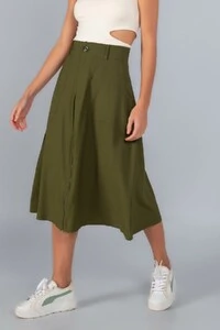 Saia midi em viscose com bolsos e ziper frontal