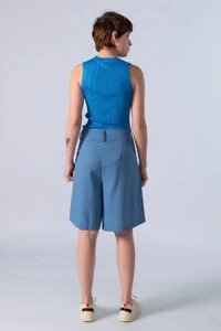 Blusa em viscose canelada regata