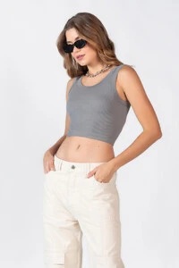 Cropped canelado regata