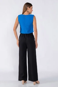 Blusa curta decote v