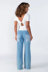 Blusa canelada detralhe costas