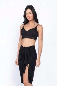 Top de jacquard leve detalhe renda