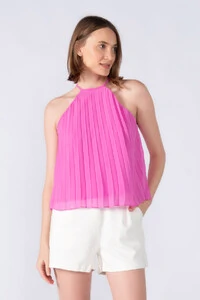 Blusa crepe plissada e forrada