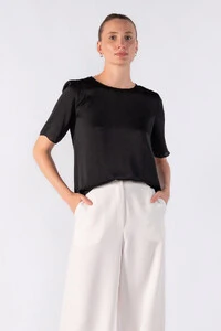 Blusa bata em crepe actinado meia manga