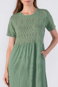Vestido midi em laise e ribana