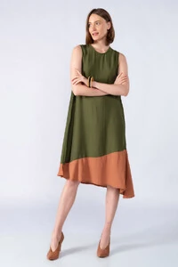 Vestido midi em viscose barra bicolor