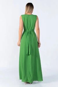 Vestido longo crepe detalhe ombro
