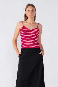 Blusa em tricot listrada