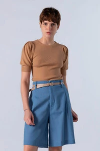 Blusa em viscose manga princesa