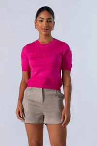 Blusa curta em viscose com texturas