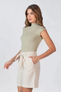 Blusa gola alta canelada