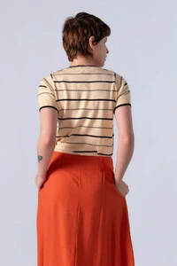 Blusa em viscose listrada