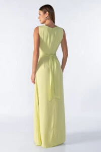 Vestido longo decote transpassado