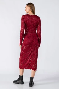 Vestido em renda top e short