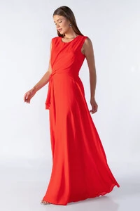 Vestido longo com amarracao na cintura