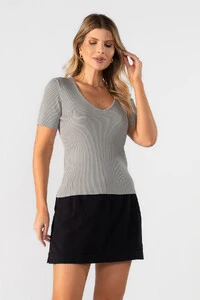Blusa modal decote v