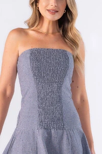 Vestido tomara que caia evase