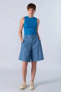 Blusa em viscose canelada regata