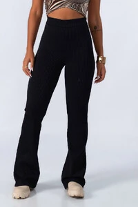 Calca legging flare texturizada