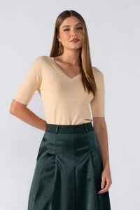 Blusa basica tricot manga curta
