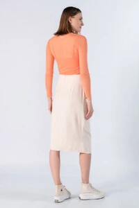 Saia midi em viscose com bolso e faixa