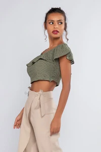 Cropped laise e malha ombro a ombro