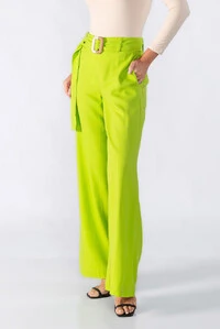 Calca pantalona com cinto