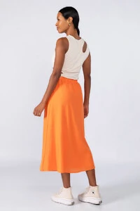 Saia midi em viscose elastico no cos