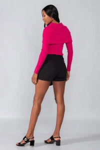 Blusa tricot gola ampla manga longa