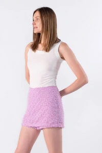 Shorts saia em amoudi com forro