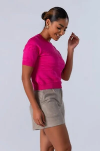 Blusa curta em viscose com texturas