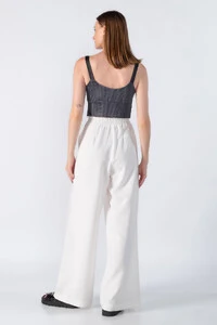 Cropped estampado detalhe p.u