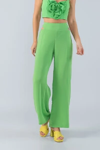 Calca pantalona em crepe recorte cos